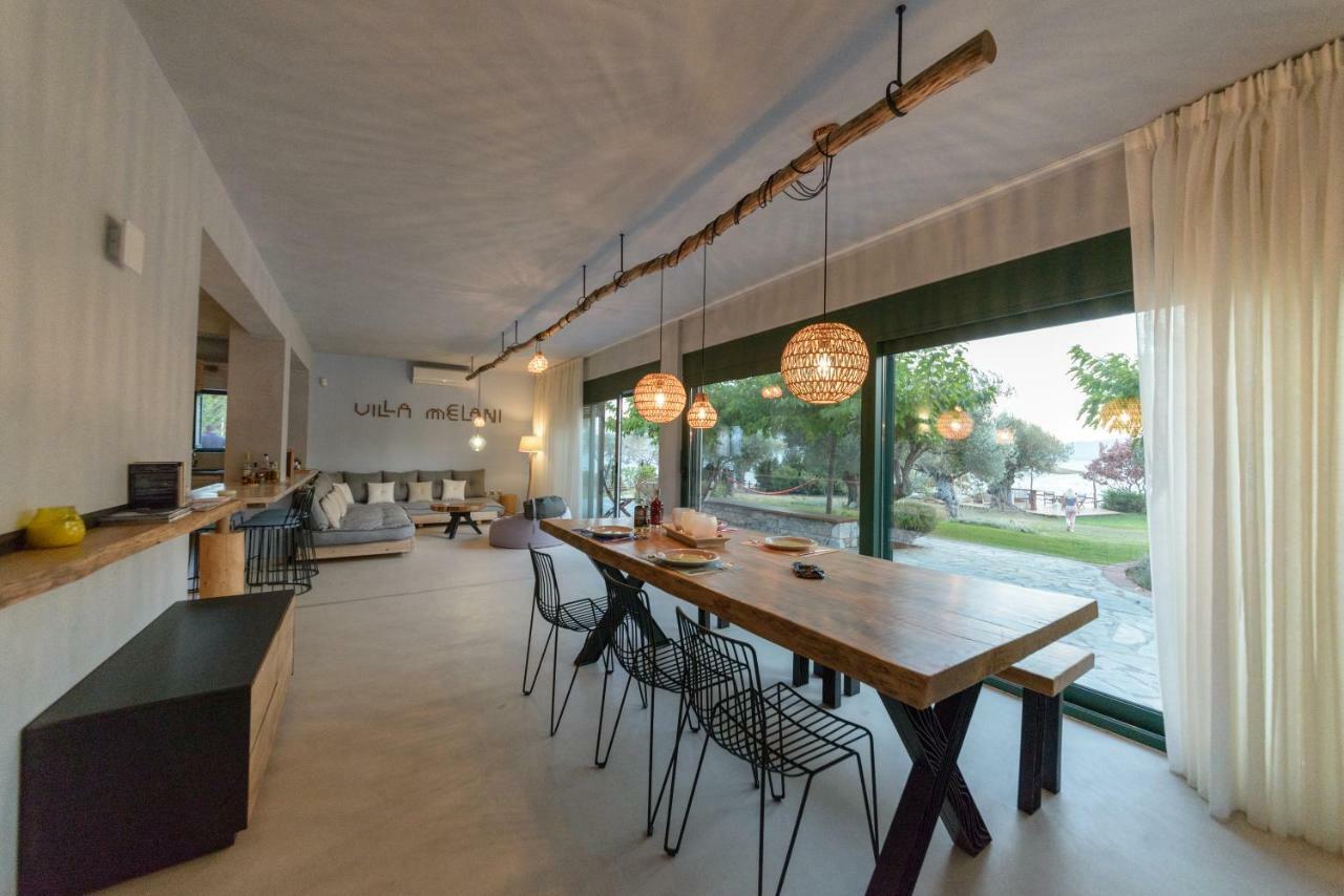 Mytilíni Beach Front Villa Melani מראה חיצוני תמונה