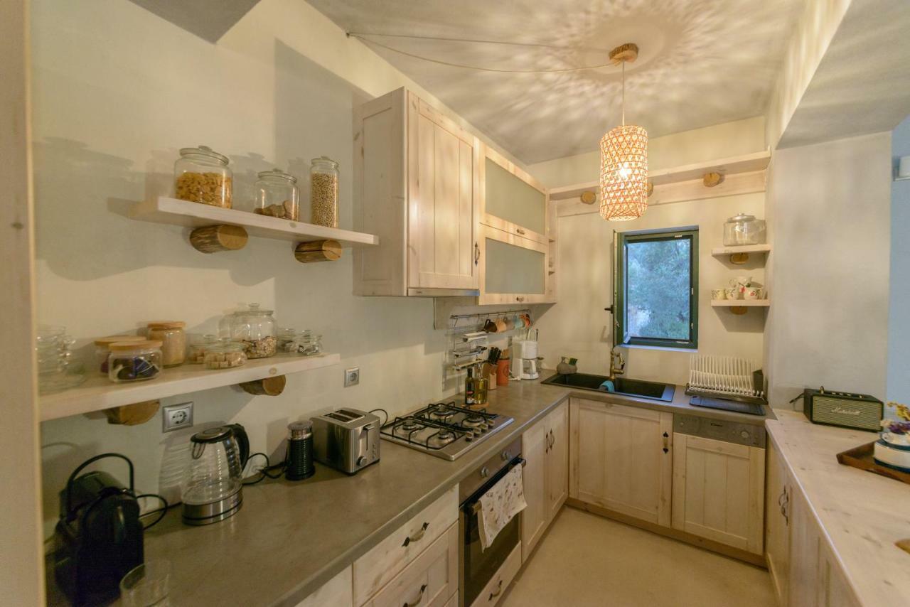 Mytilíni Beach Front Villa Melani מראה חיצוני תמונה