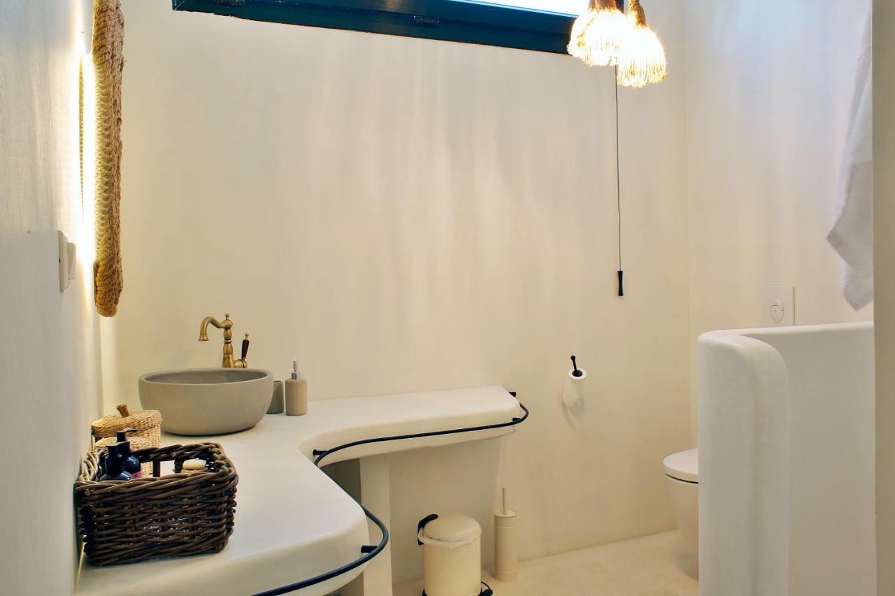 Mytilíni Beach Front Villa Melani מראה חיצוני תמונה